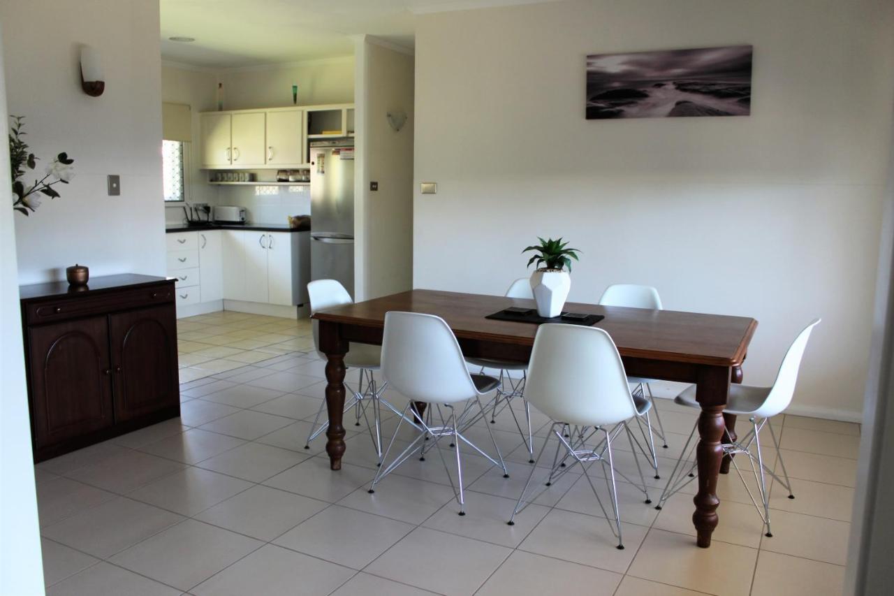 Edge Hill Clean & Green Cairns, 7 Minutes From The Airport, 7 Minutes To Cairns Cbd & Reef Fleet Terminal Exteriér fotografie